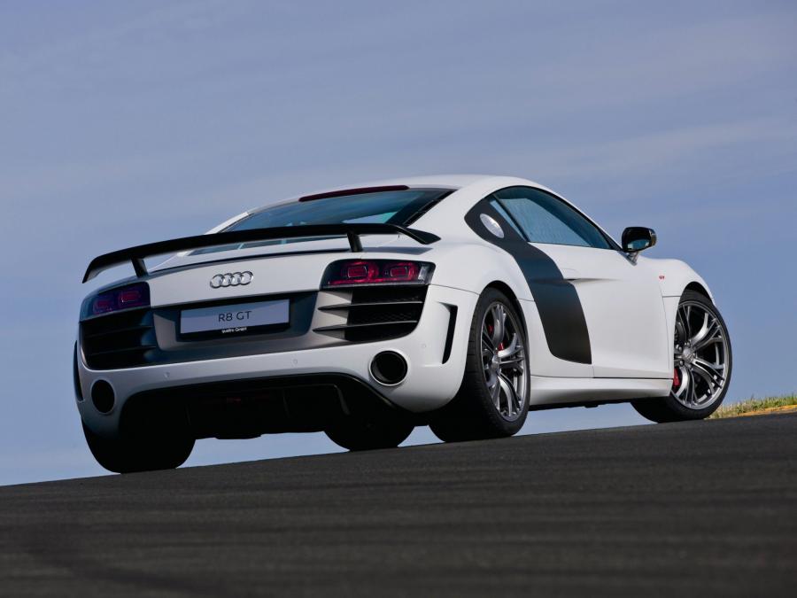  Audi R8 GT 2010 года  (EU) (фото 31 из 55)
